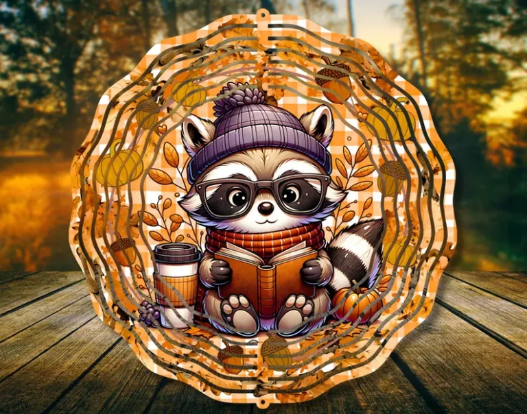 Fall Raccoon Spinner